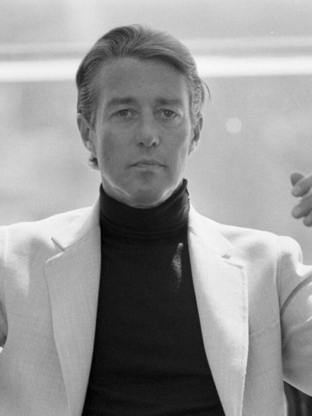 CURIOSIDADES SOBRE Halston