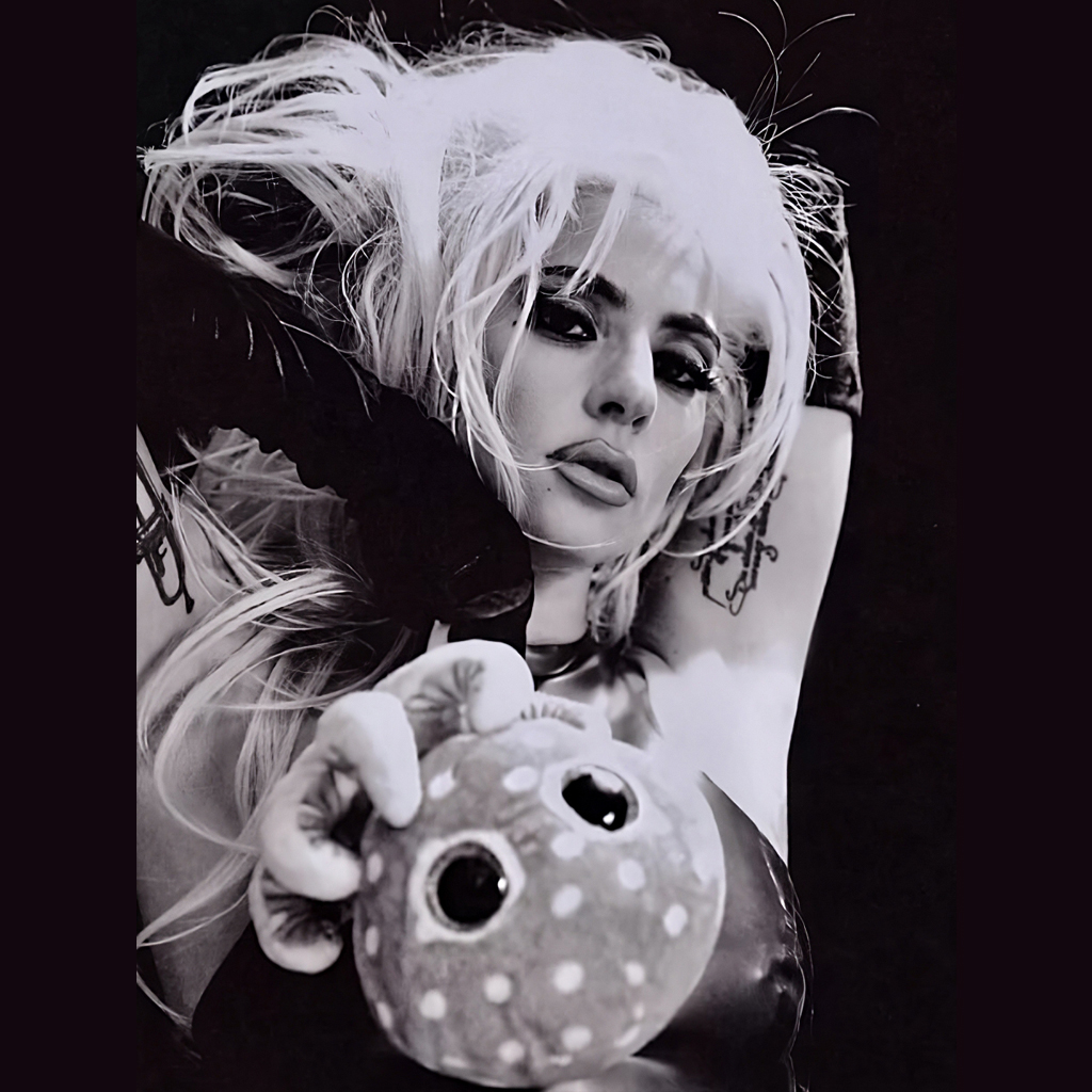 Você está visualizando atualmente Lady Gaga: Sua Trajetória em Produções de Cinema e TV!